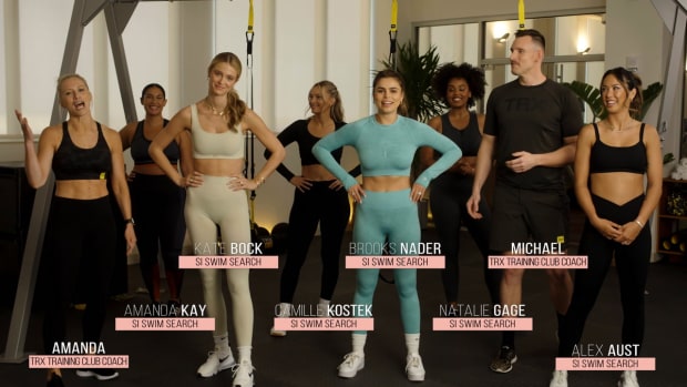 SI_TRX_GROUP_WORKOUT_06